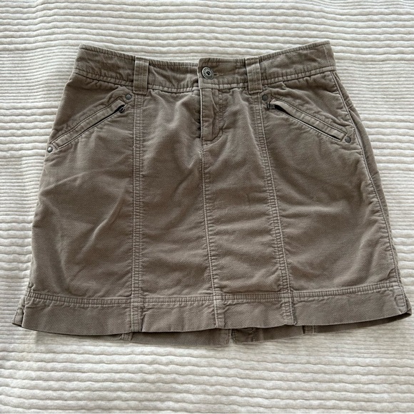 Athleta Dresses & Skirts - Athleta Roseville Taupe Brown Mini Skirt Velvet Texture Fall Women’s 6